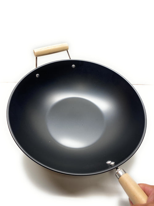 14" Non Stick Cast Wok with Wood Handle A3067
