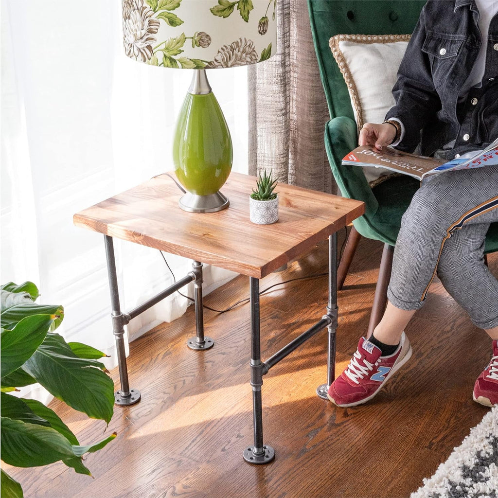 Wood End Table with Industrial Pipe Legs Q62951