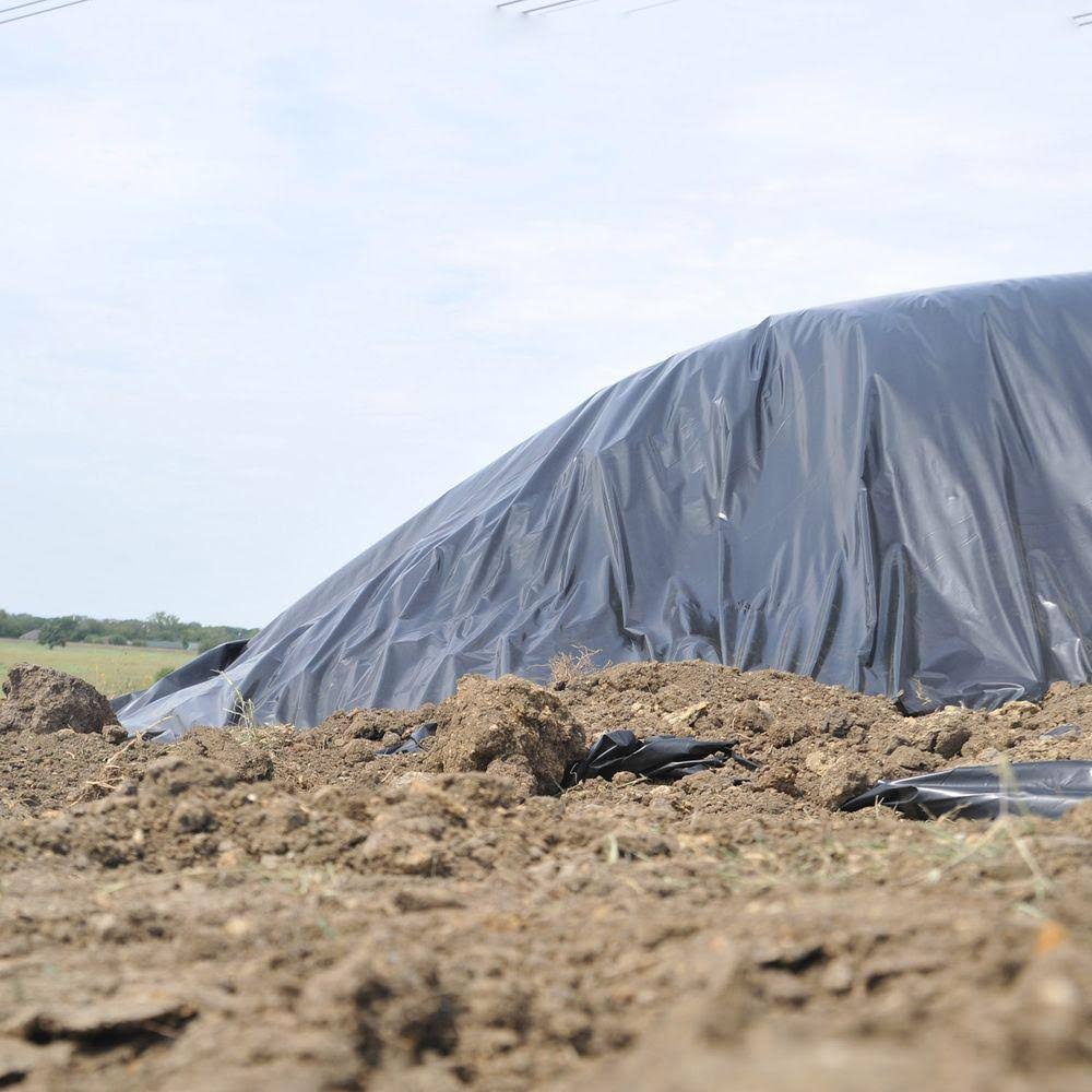 Black Polyethylene Plastic Sheeting B74617